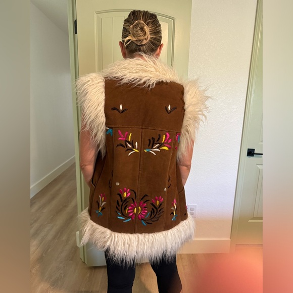 ✨sale✨Vintage afghan wool vest - Picture 4 of 9